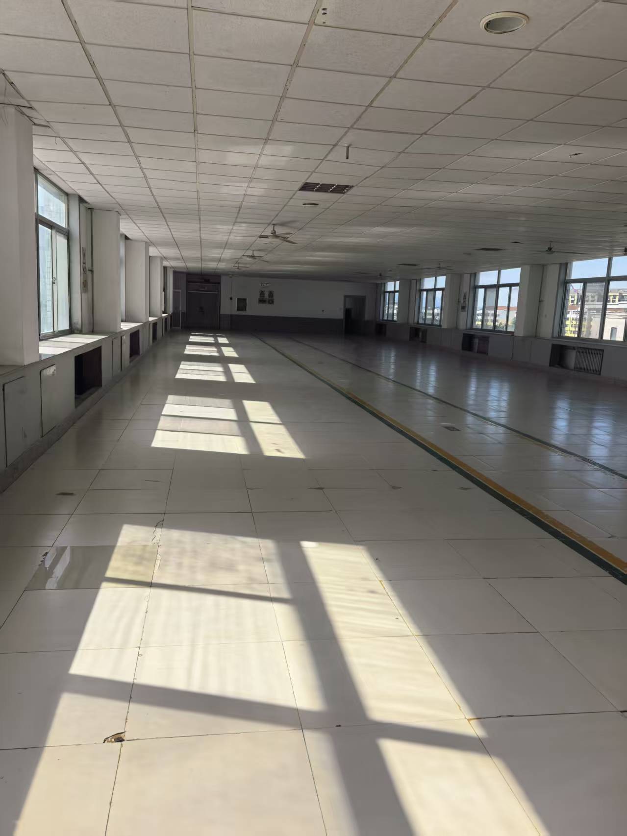 出租文登開發(fā)區(qū)廠房 出租文登開發(fā)區(qū)廠房