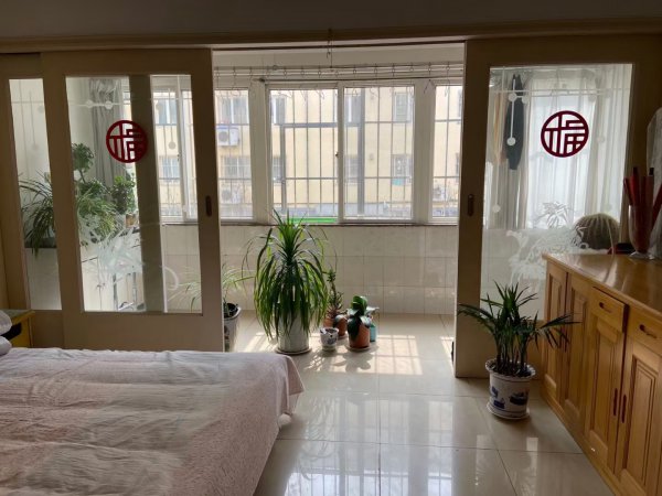 幾克臺(tái)一樓加車庫(kù)售