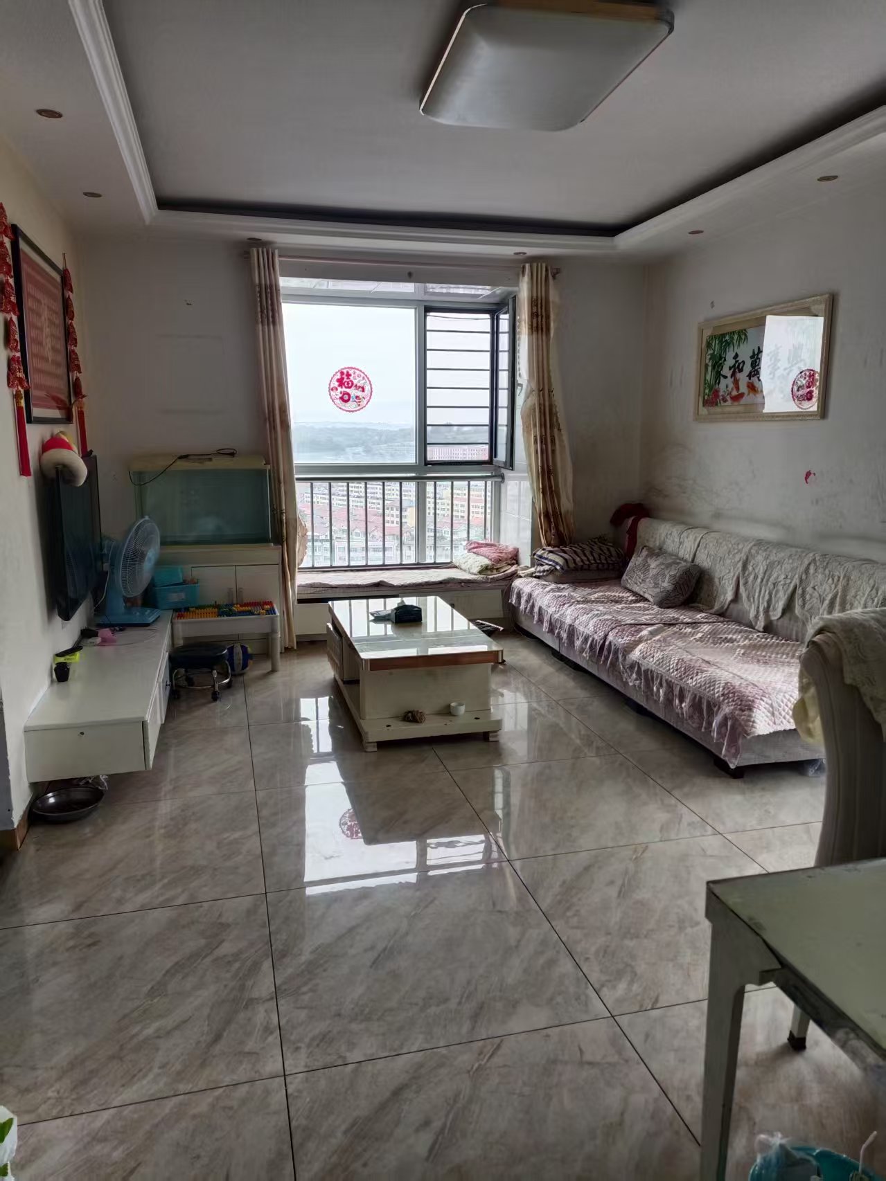 出售金色年華小區(qū)