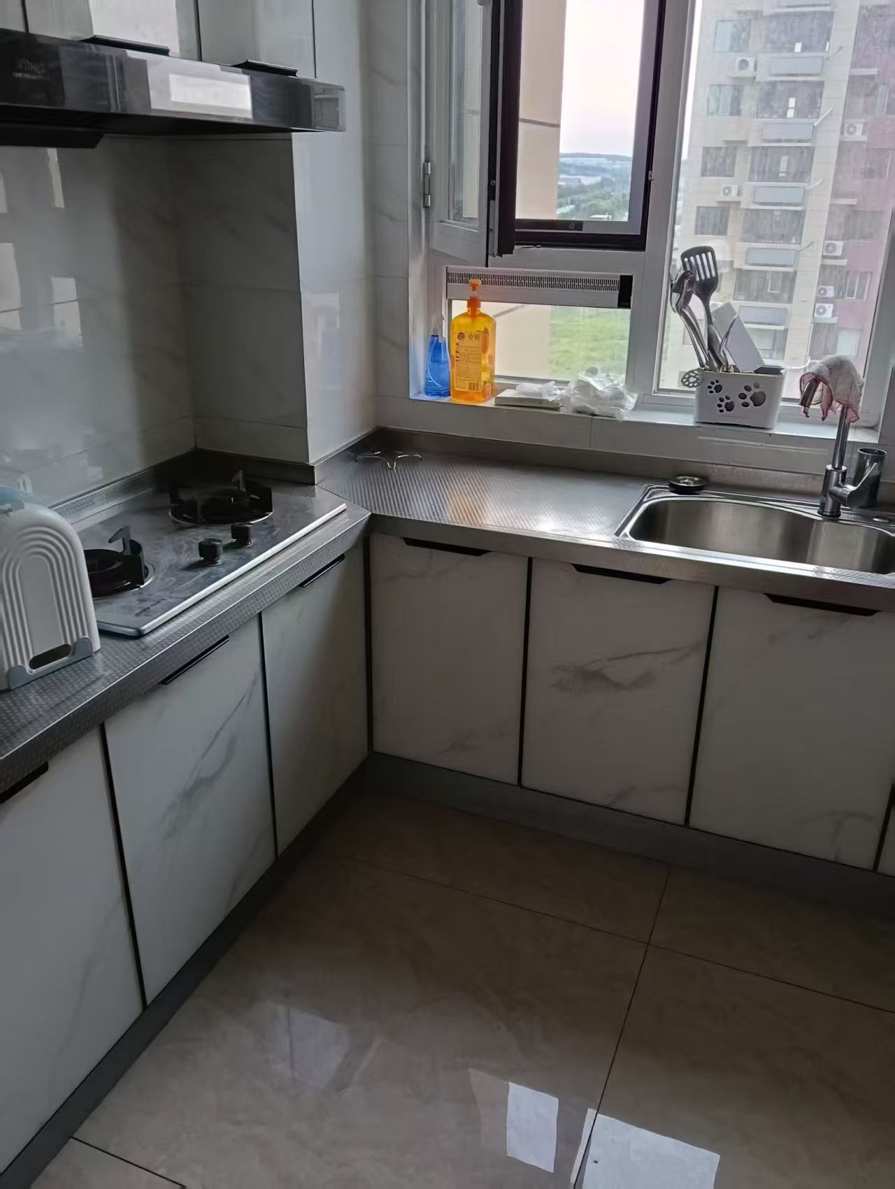 九里水頭電梯房，三室一廳，配套齊全月租900