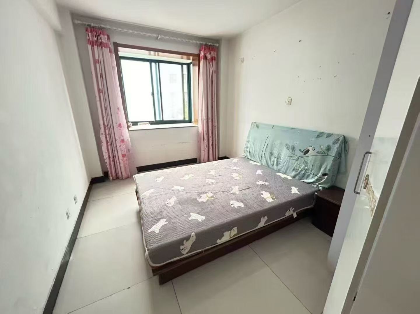 龍珠康城貼地一樓三室拎包入住 1000/