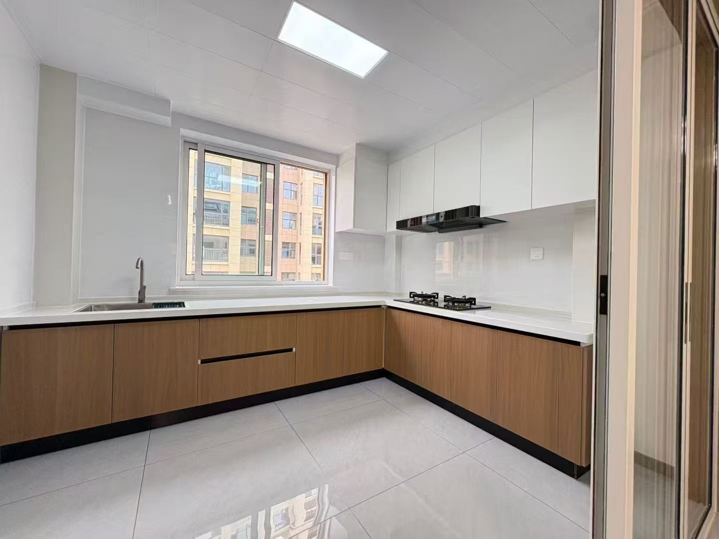 福尚城南錚新的框架樓三樓97.14平37萬 福尚城南錚新的框架樓三樓97.14平37萬