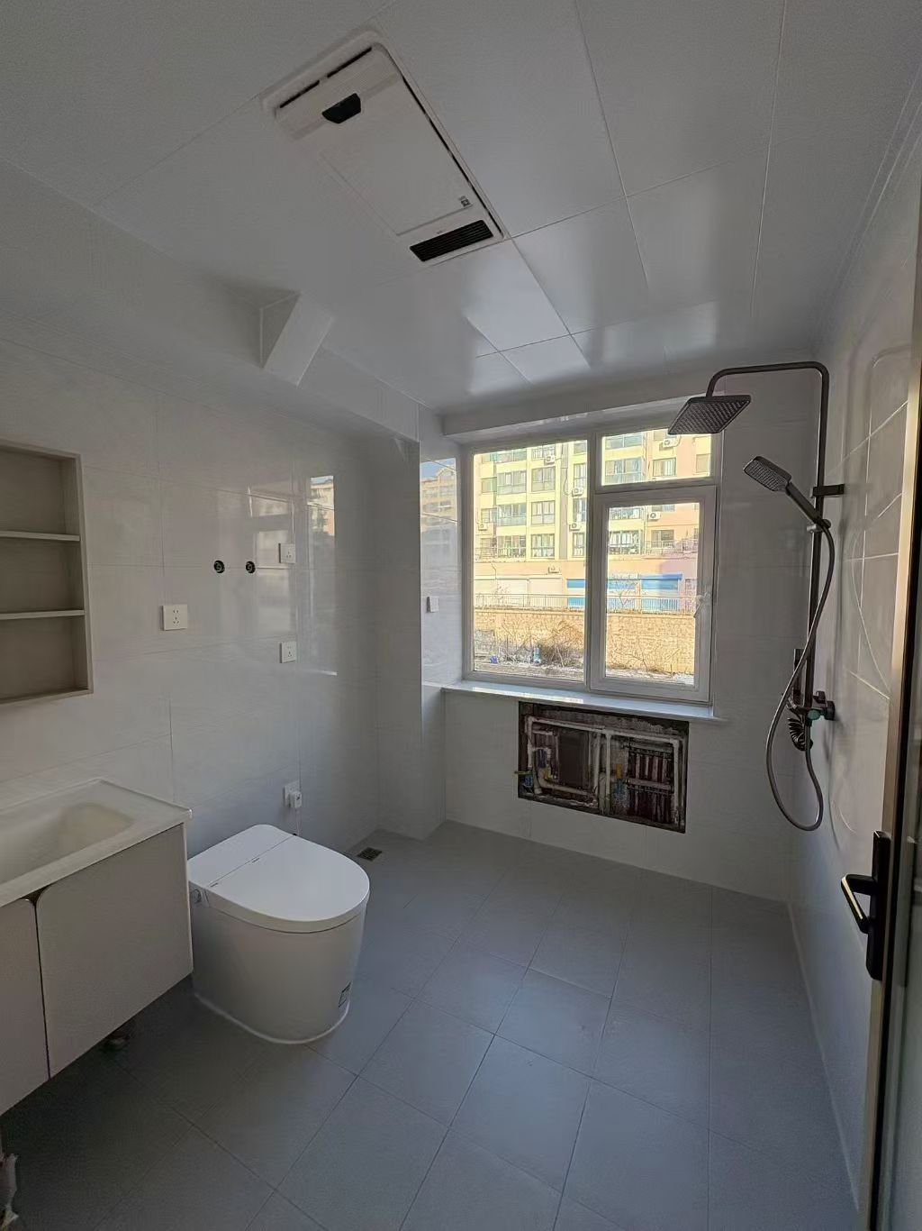 文山東路三樓三室精裝修99.07平28萬 文山東路三樓三室精裝修99.07平28萬