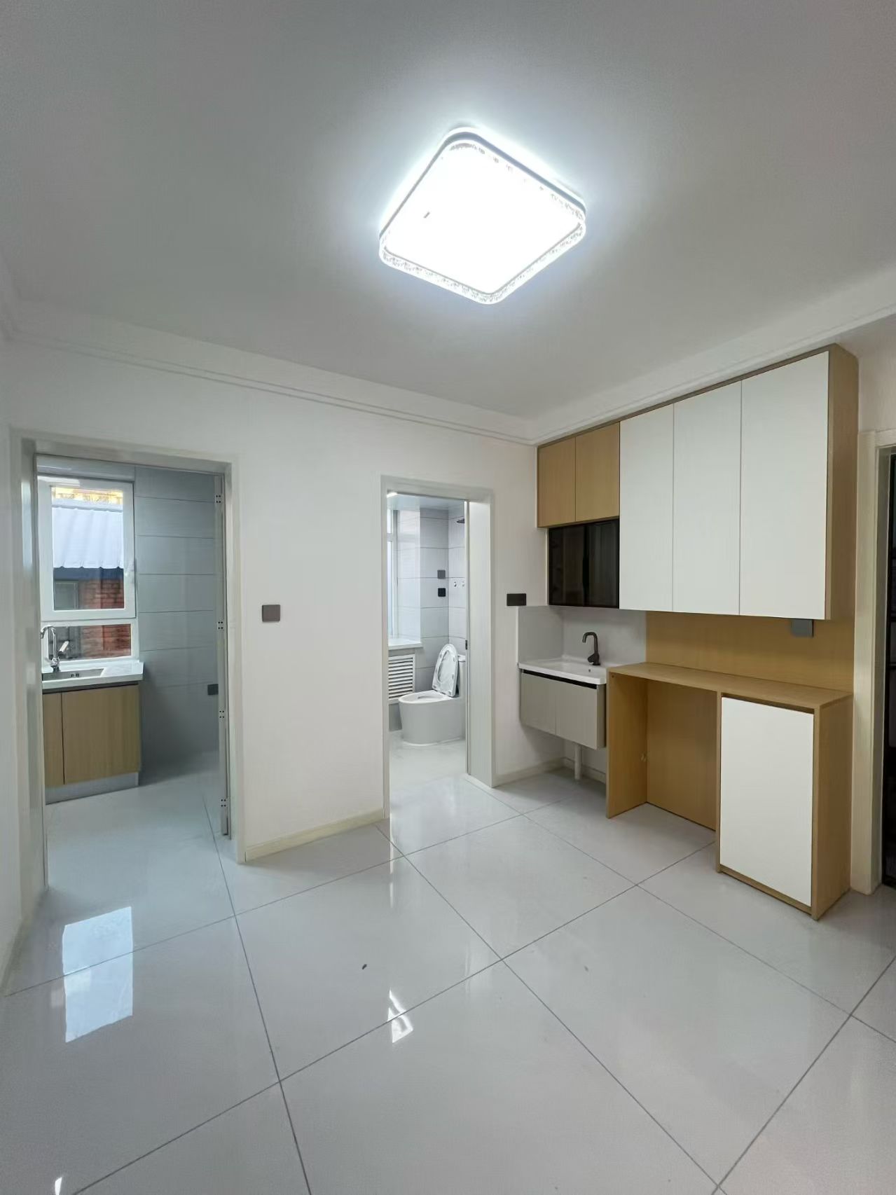 市中心的一樓帶院鐵鍋燉大鵝74.01平29.8萬 市中心的一樓帶院鐵鍋燉大鵝74.01平29.8萬