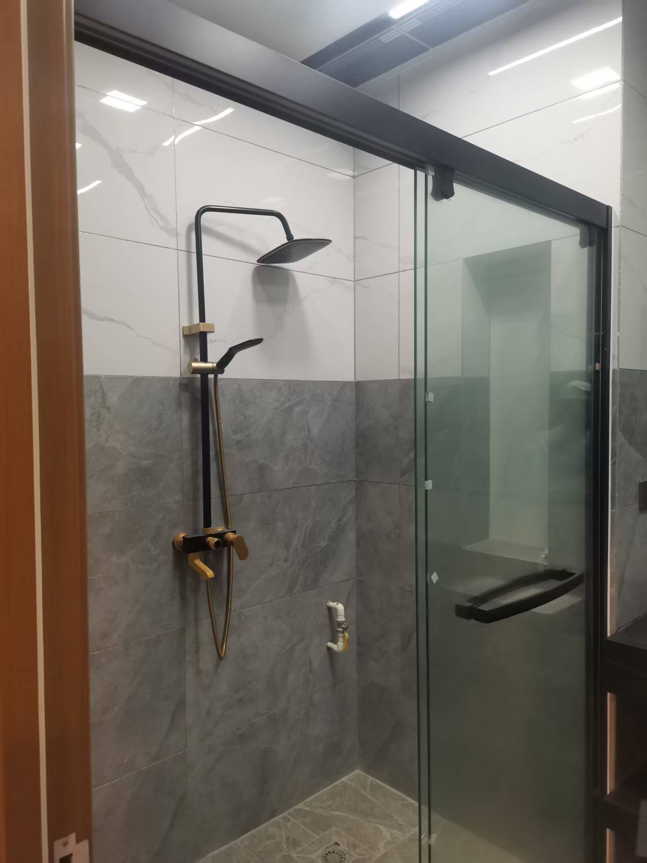 人和國際的辦公公寓出租，大小平方隨你選