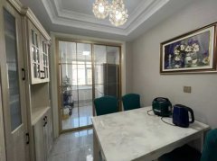 五龍街住人二樓110.88平三室裝修花了15萬29.8萬