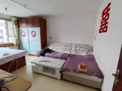 龍山路南路雙實(shí)驗(yàn)書包住人四樓拎包入住66.28平6.8萬(wàn)