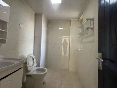 @撿漏!24.8萬，榮昌花園，電梯洋房!