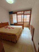 @24.8萬，大潤發(fā)附近，澆筑1樓，3室!