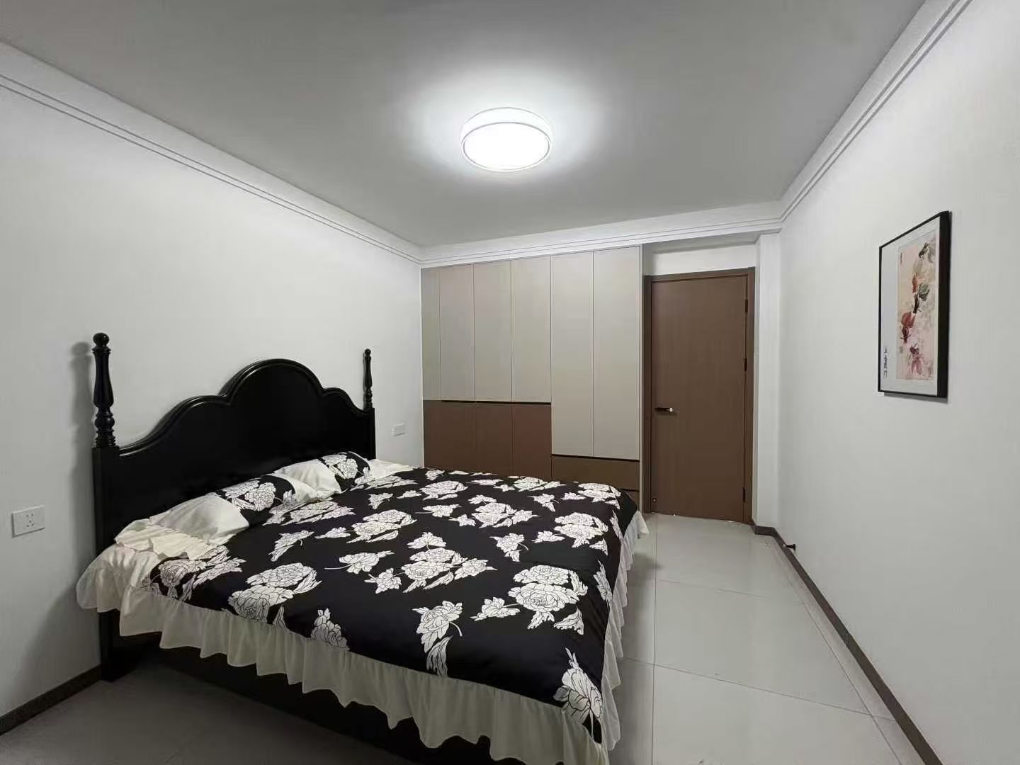 御臨華府帶超大的平臺134平?100平精裝修三室兩衛(wèi)69.8 御臨華府帶超大的平臺134平?100平精裝修三室兩衛(wèi)69.8