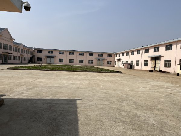 文登市區(qū)2000平方、1000平方廠房出租