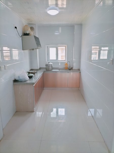 山語綠城小區(qū)閣樓出租