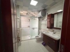 中央龍灣三室117平拎包入住49.8萬