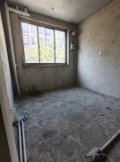 @9.9萬，金嶺山莊一樓帶院!