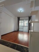 中央龍灣最南排 河景房 電梯6樓130.91平三室兩衛(wèi)68.