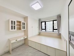 精裝修金色年華電梯小高層9樓兩室90多平53.8萬