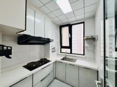 精裝修金色年華電梯小高層9樓兩室90多平53.8萬