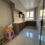 九龍新城二期一樓82平兩室2022年新房精裝29.8萬