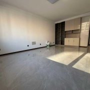 九龍新城二期一樓82平兩室2022年新房精裝29.8萬