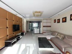 天潤城5樓110.75平南向客廳精裝修家具家電全31.8萬