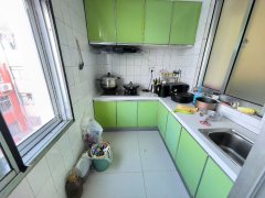 抱山街住人二樓96.7平三室拎包入住19.8萬