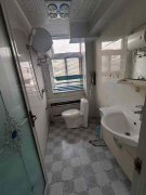 石山路多層貼地三樓80平三室29.8萬