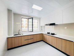 九龍新城一樓帶露臺(tái)96.27平**實(shí)惠價(jià)28萬(wàn)