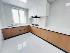 寶悅家園電梯五樓123.67平三室兩衛(wèi)南向雙陽臺(tái)53.8萬